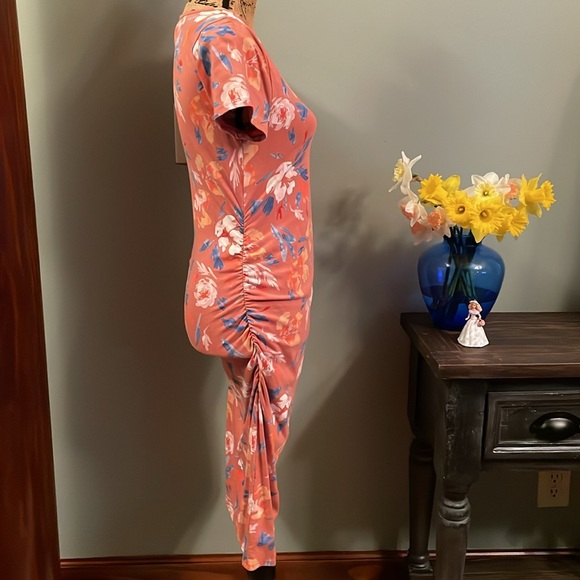 Isabel maternity dress size medium. - Picture 6 of 12